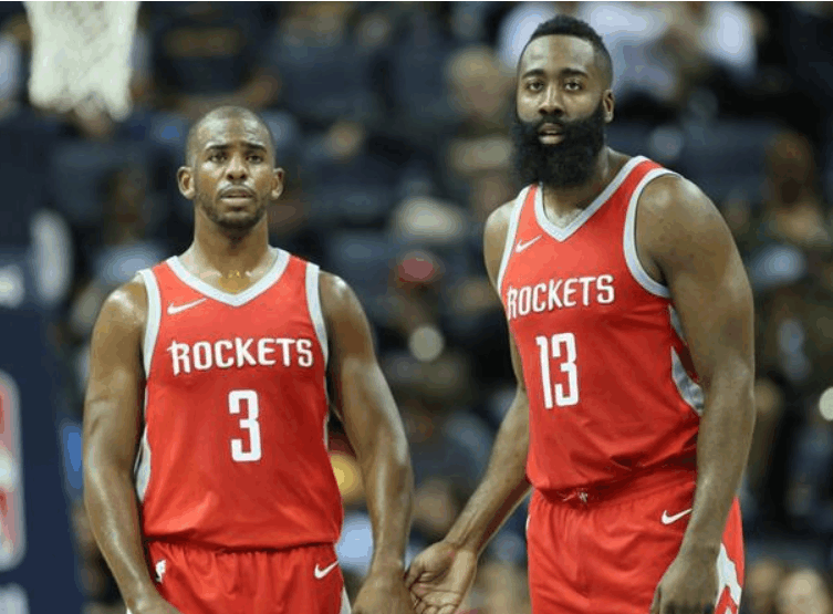 罗马诺：米兰之前就关注过帕尼切利，但白学堡1月不会卖（罗马诺：米兰此前就盯上帕尼切利，白学堡1月不放行）