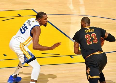 欧预赛门将零封榜：皮克福德7次第一、乌奈-西蒙5次第二（欧预赛门将零封榜：皮克福德7次居首，乌奈-西蒙5次位列第二）