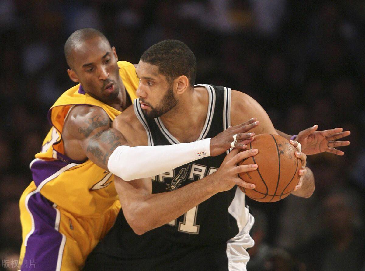 前锋连续助攻带动全队节奏（前锋连助攻激活全队节奏）