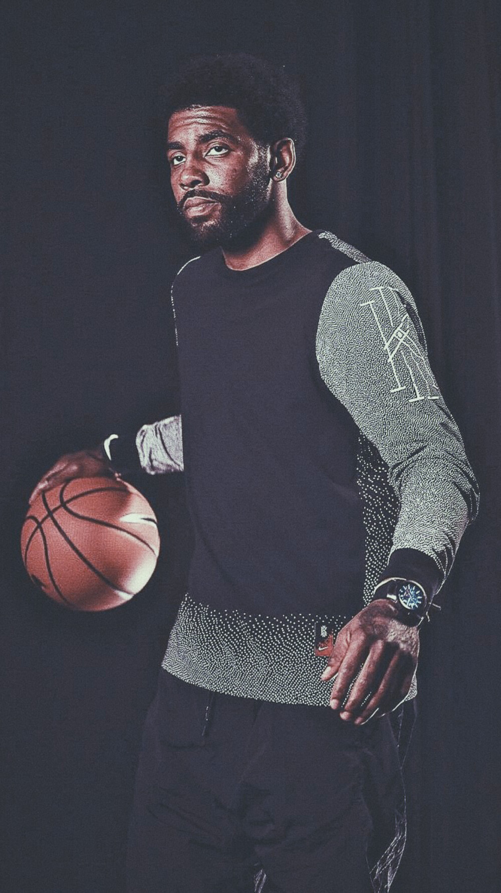 意媒：拜仁天才边锋利契纳或离队，尤文和米兰等队有意争夺（意媒称：拜仁天才边锋利契纳可能离队，尤文、米兰等队有意引进）