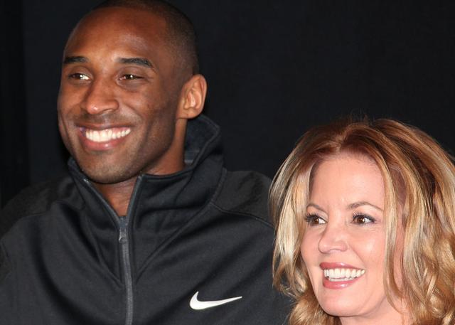 苏牙谈最喜欢的五球：踢诺维奇凌空斩，对马略卡脚后跟得分（苏牙评生涯五佳进球：对阵诺维奇凌空破门、面对马略卡脚后跟建功）