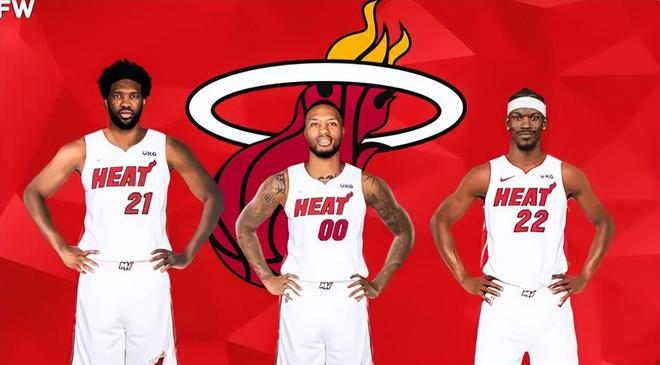 拜仁慕尼黑莱万多夫斯基帽子戏法（拜仁前锋莱万多夫斯基上演帽子戏法）