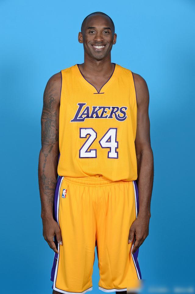 都体：穆阿尼加盟尤文的交易进展积极，DV9的出售是最后变数（都体：尤文签穆阿尼进展顺利，是否出售DV9成最后关键）