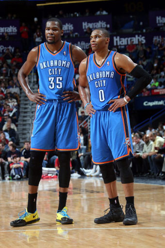 普利希奇：魔笛确实送了手机；看年轻队友表演会让我尬穿地心（普利希奇：魔笛真的送手机；看小队友才艺我恨不得钻地缝）